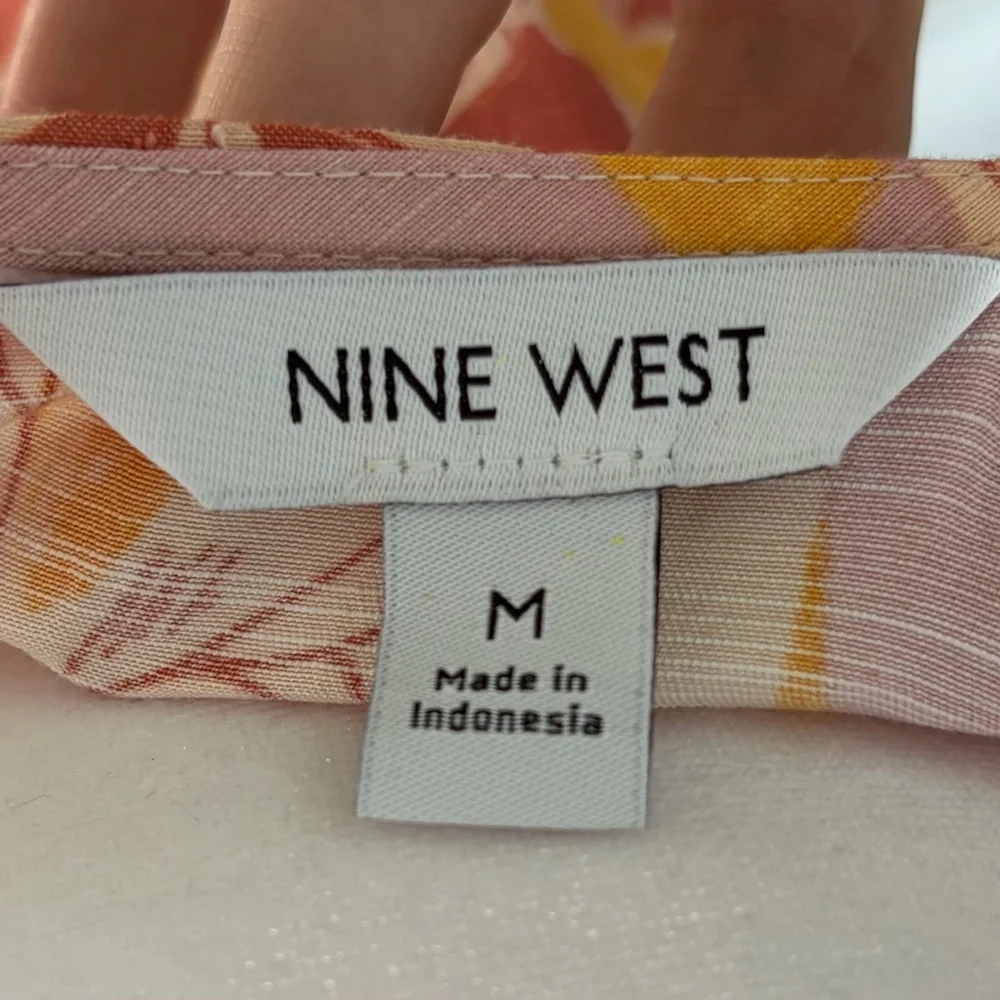 NWT Floral Sundress - Picture 4 of 8